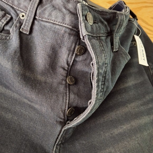 Old Navy Women's Black O.G. Straight Leg High Rise Ripped Jeans - Picture 4 of 7